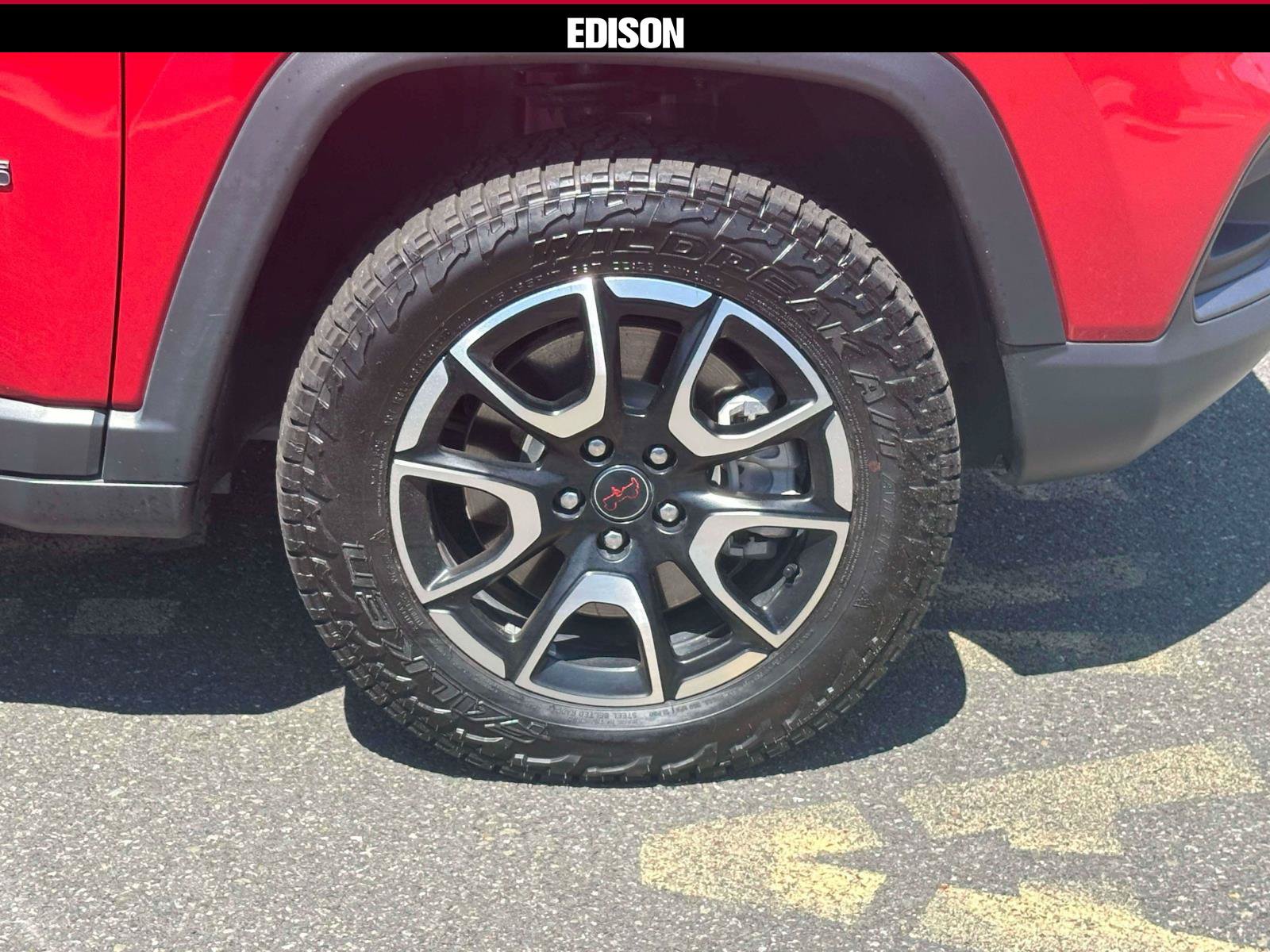 Used 2025 Jeep Compass Trailhawk w/ Trailhawk Elite Group AWD/4WD image 6