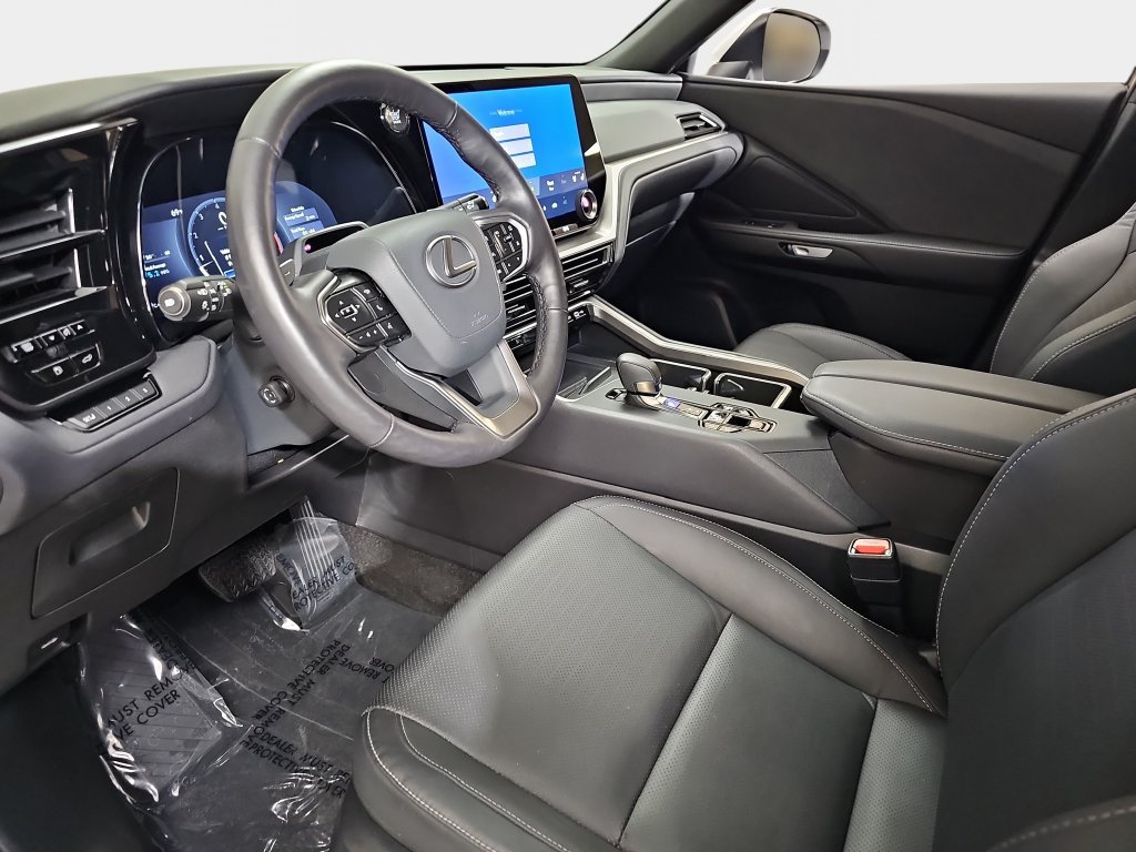 Certified 2025 Lexus TX 350 AWD w/ Technology Package image 16