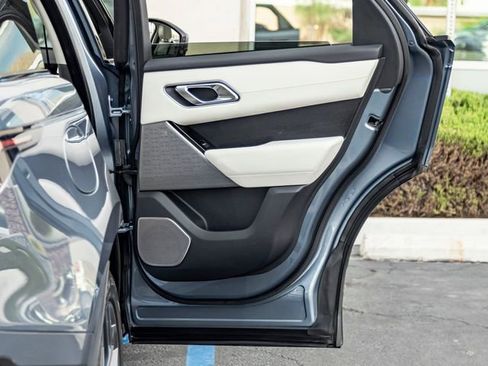 Certified 2018 Land Rover Range Rover Velar S image 24