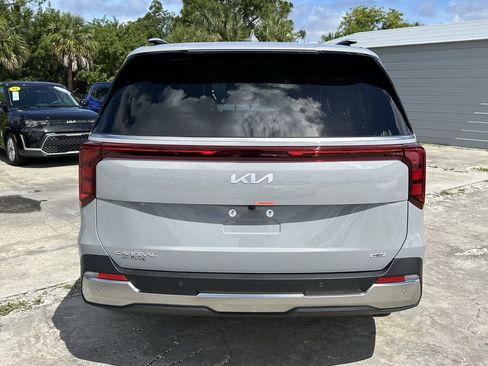 New 2026 Kia Carnival SX FWD image 6