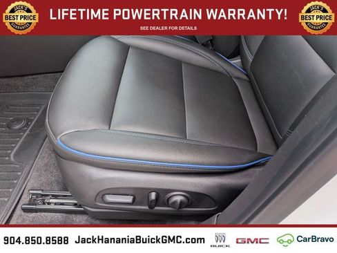 Used 2024 Buick Envista Sport Touring w/ Convenience I Package FWD image 23