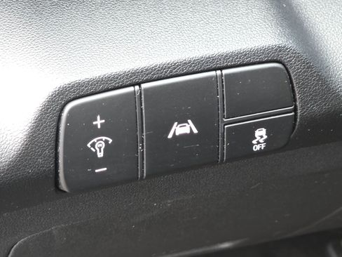 Used 2022 Hyundai Elantra SEL w/ Convenience Package image 13