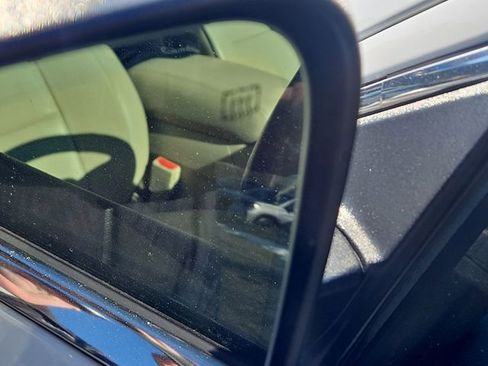 Used 2016 Jeep Grand Cherokee Overland image 27