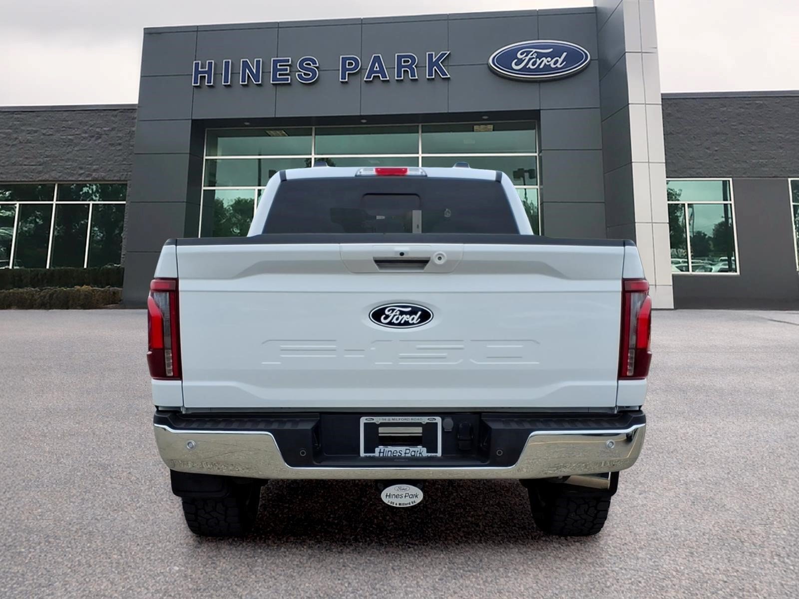 Used 2024 Ford F150 Lariat w/ Equipment Group 502A High AWD/4WD image 6