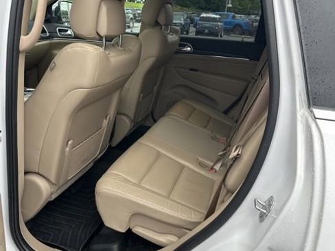 Used 2021 Jeep Grand Cherokee Limited AWD/4WD image 7