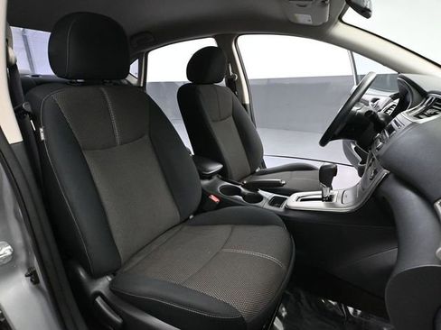 Used 2014 Nissan Sentra S image 37