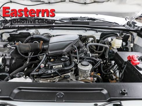 Used 2022 Toyota Tacoma SR image 7