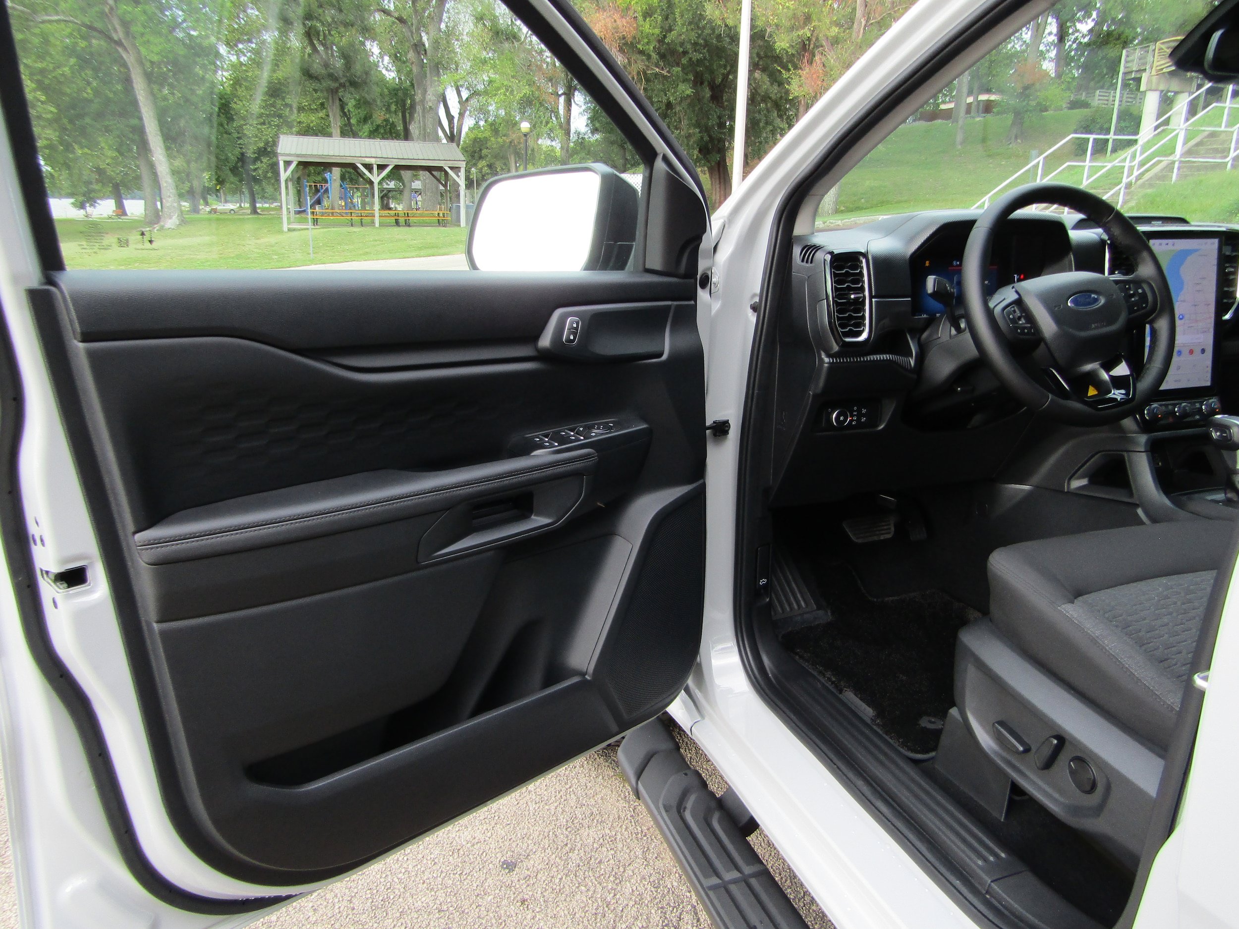 New 2026 Ford Ranger XLT w/ Equipment Group 301A High AWD/4WD image 11