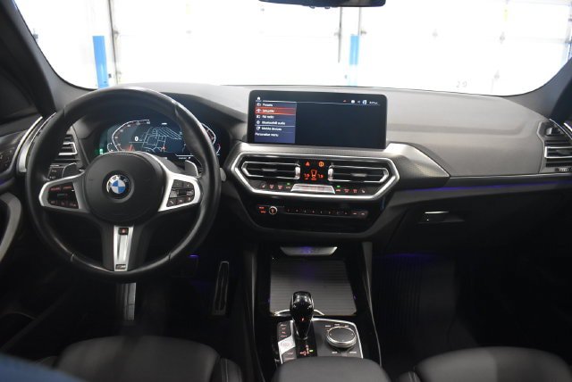 Used 2024 BMW X3 xDrive30i w/ Premium Package AWD/4WD image 5