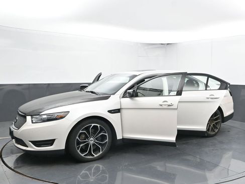 Used 2017 Ford Taurus SHO image 53