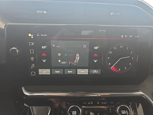 Used 2024 GMC Sierra 2500 Denali w/ Denali Reserve Package image 27