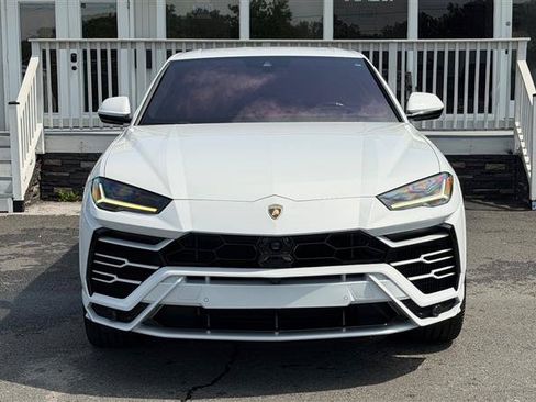 Used 2020 Lamborghini Urus AWD/4WD image 9