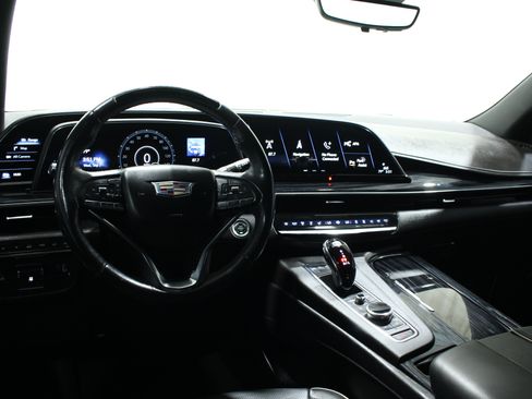 Used 2022 Cadillac Escalade ESV Sport w/ Touring Package AWD/4WD image 2