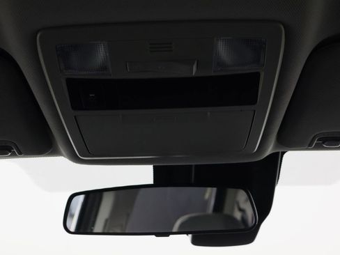 Used 2019 Toyota Tacoma SR image 22