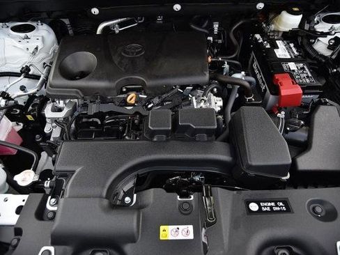 Used 2025 Toyota RAV4 LE image 23