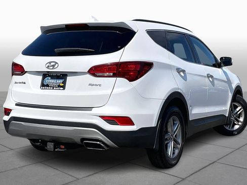 Used 2018 Hyundai Santa Fe Sport image 13