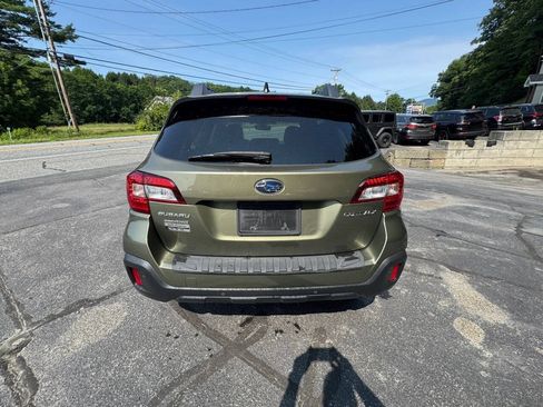 Used 2018 Subaru Outback 2.5i Limited AWD/4WD image 4