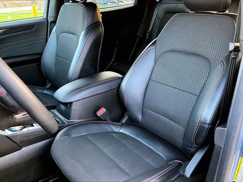 Certified 2023 Ford Escape ST-Line w/ Tech Pack #1 image 8