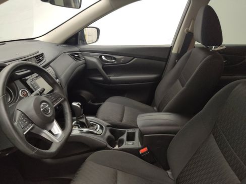 Used 2019 Nissan Rogue SV FWD image 17