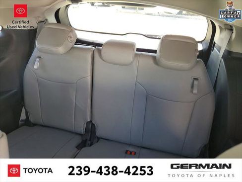 Certified 2025 Toyota Sienna XLE image 21