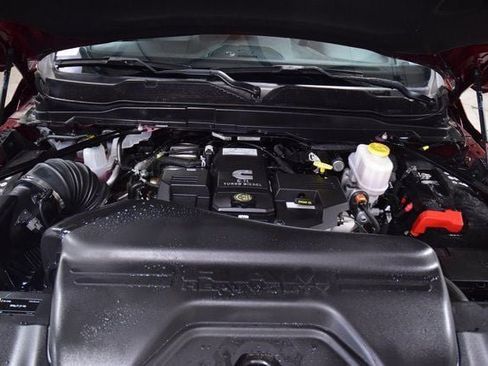 Used 2024 RAM 4500 SLT w/ Quick Order Package 2YG SLT image 21