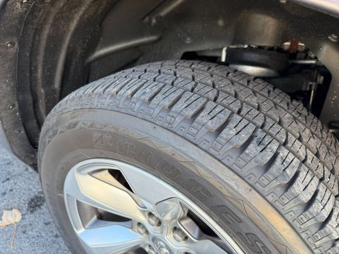 Used 2019 RAM 1500 Limited image 10