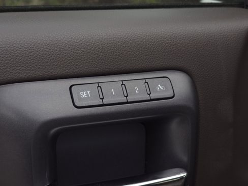 Used 2018 Chevrolet Silverado 1500 LTZ Z71 w/ LTZ Plus Package image 11