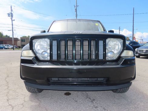 Used 2012 Jeep Liberty Sport AWD/4WD image 5