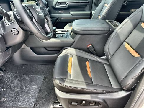 New 2026 GMC Sierra 1500 AT4 AWD/4WD image 24