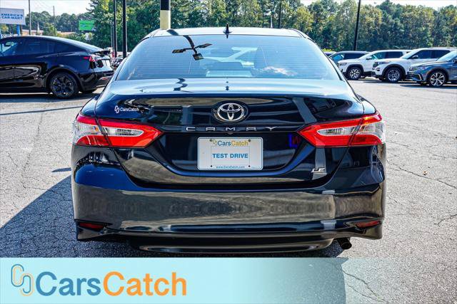 Used 2020 Toyota Camry LE FWD image 12