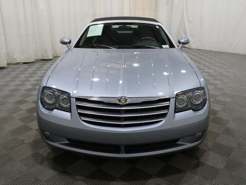 Used 2005 Chrysler Crossfire Limited image 26
