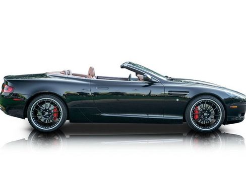 Used 2008 Aston Martin DB9 Volante RWD image 2