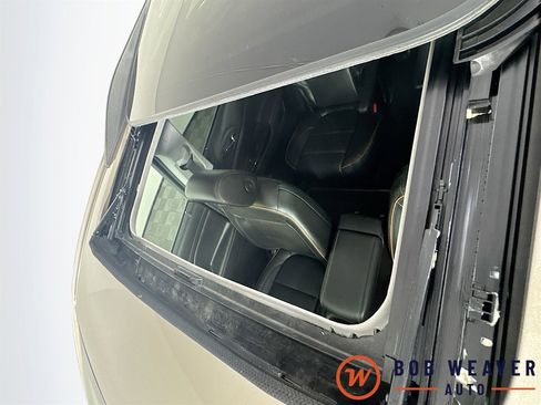 Certified 2023 GMC Acadia AT4 w/ Preferred Package image 23