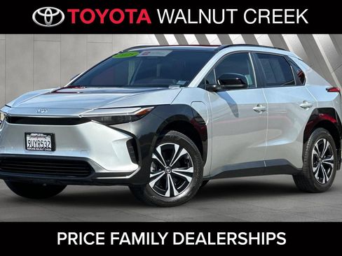 Certified 2025 Toyota bZ4X FWD image 1