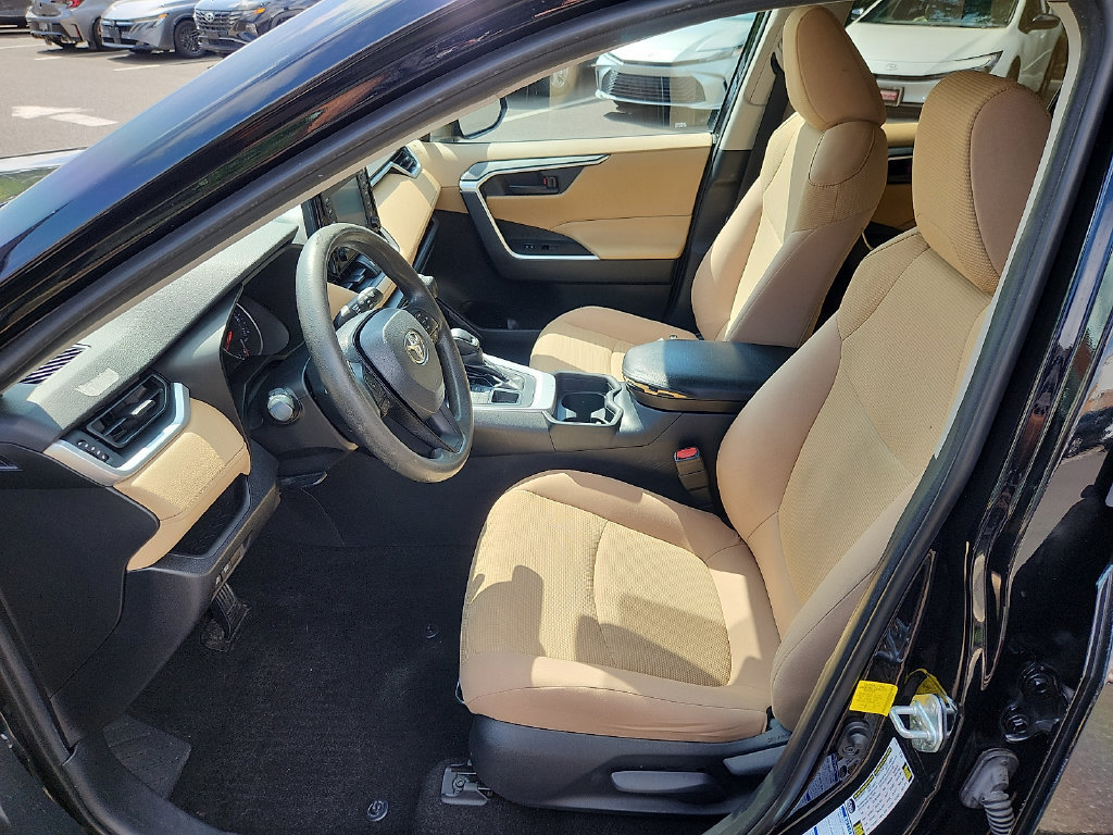 Used 2019 Toyota RAV4 LE w/ All Weather Liner Package AWD/4WD image 14