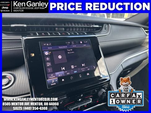 Used 2025 Jeep Grand Cherokee Laredo w/ Luxury Tech Group I AWD/4WD image 18