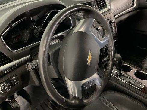 Used 2015 Chevrolet Traverse LTZ AWD/4WD image 22