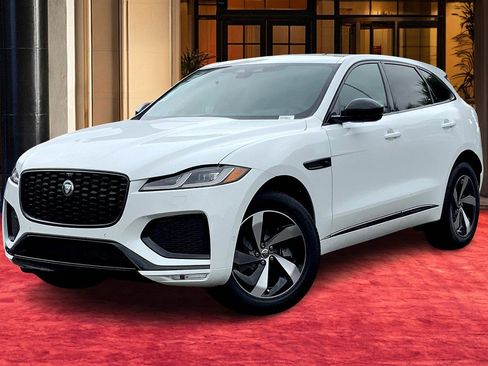 New 2026 Jaguar F-PACE R-Dynamic S image 2