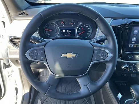 Certified 2023 Chevrolet Traverse LT w/ LT Premium Package image 11