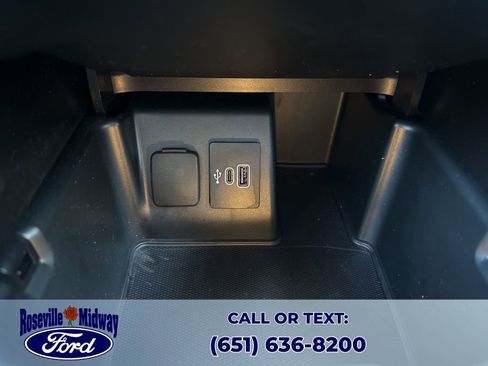 Used 2025 Ford Explorer ST-Line w/ ST-Line Street Pack image 18