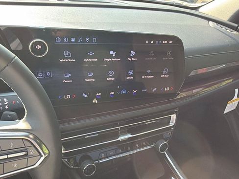 New 2026 Chevrolet Traverse Z71 w/ Driver Confidence Package AWD/4WD image 15