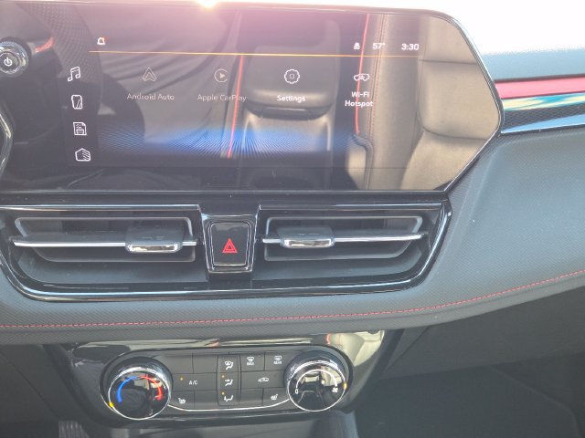 Used 2024 Chevrolet TrailBlazer RS FWD image 25