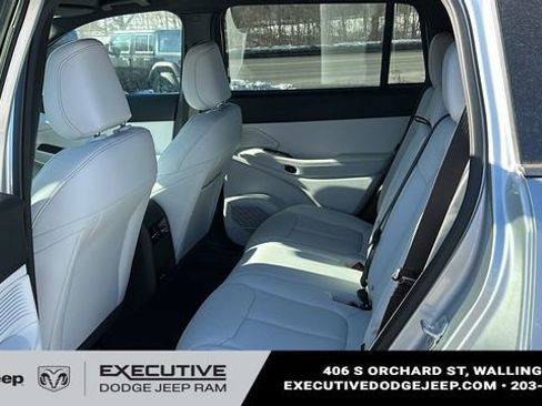 New 2026 Jeep Cherokee Limited image 21