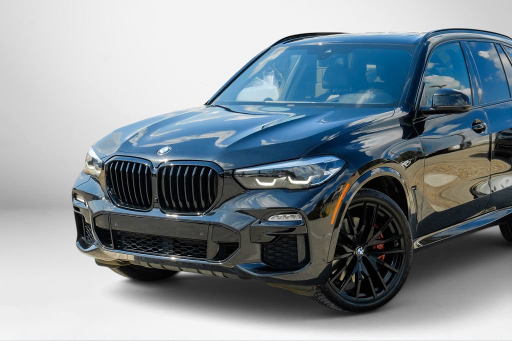 Used 2021 BMW X5 M50i w/ Premium Package AWD/4WD image 3
