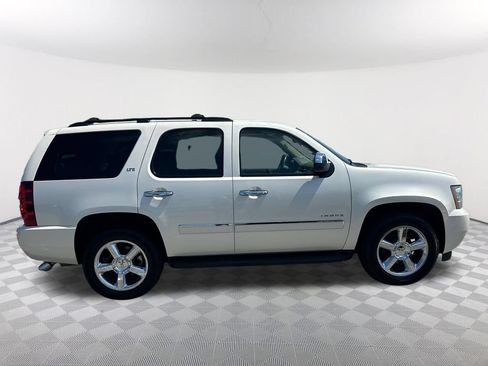 Used 2012 Chevrolet Tahoe LTZ AWD/4WD image 4