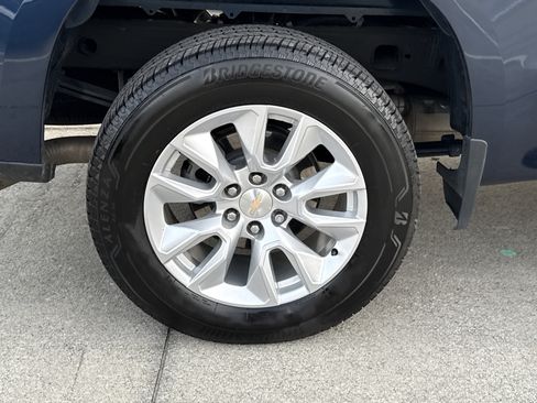 Used 2022 Chevrolet Silverado 1500 Custom image 18