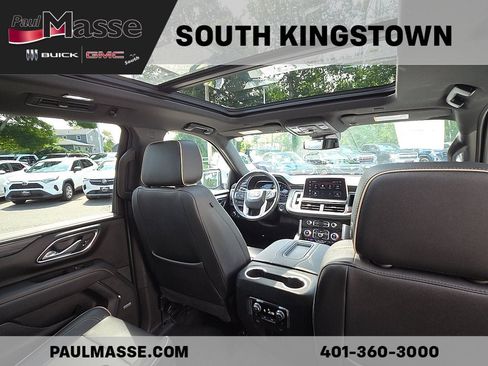 Used 2023 GMC Yukon XL SLT w/ SLT Premium Package AWD/4WD image 31