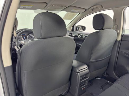 Used 2019 Nissan Sentra SV image 29