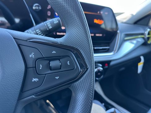 New 2026 Chevrolet Trax LT image 16