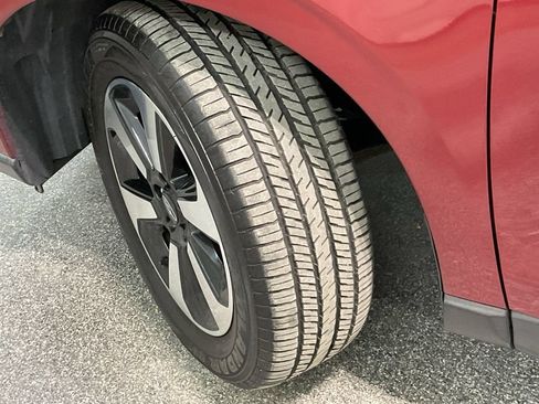 Used 2018 Subaru Forester 2.5i Limited AWD/4WD image 32
